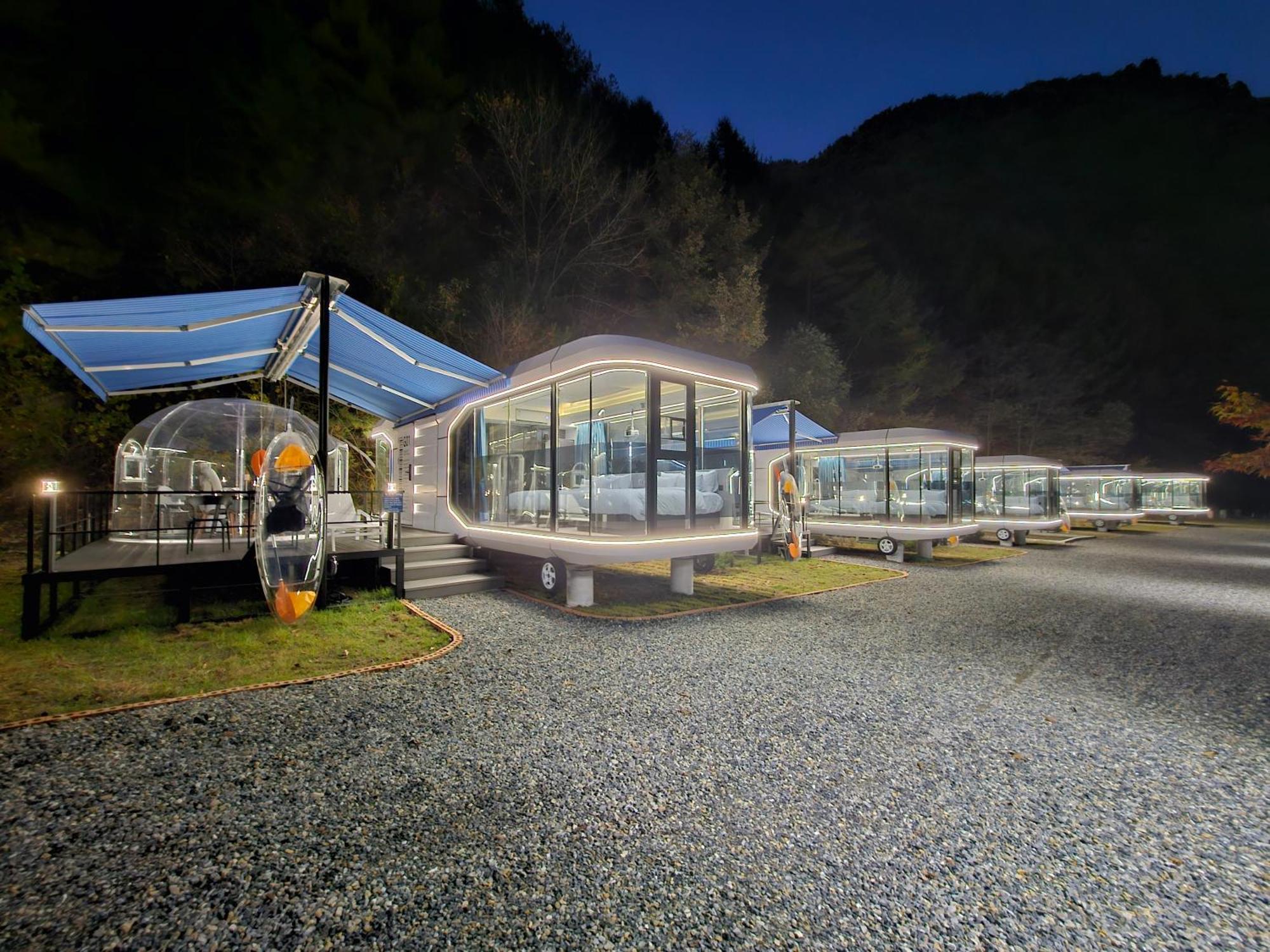 Galaxy X Hotel Type Caravan Glamping & Pension Pyeongchang Exterior photo