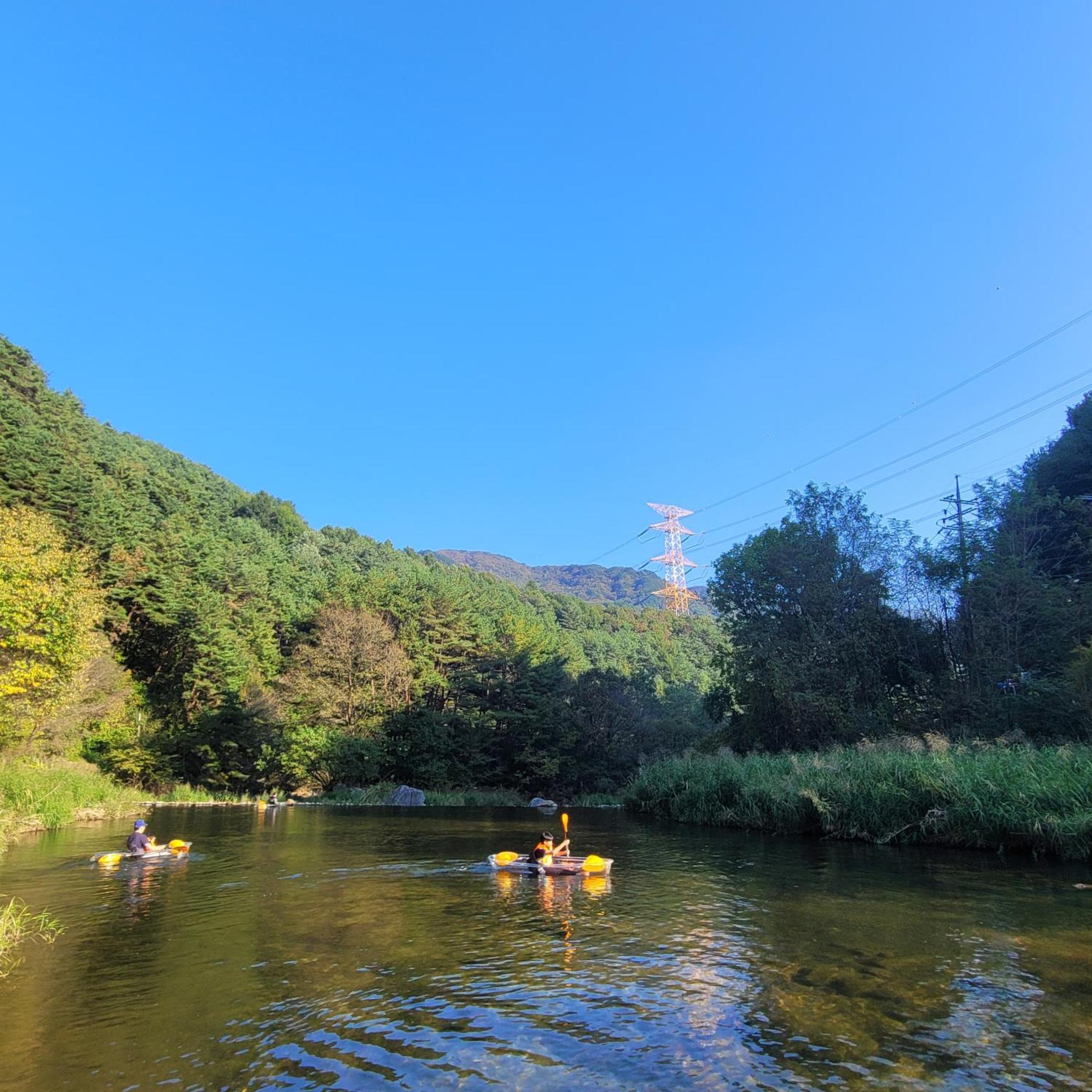 Galaxy X Hotel Type Caravan Glamping & Pension Pyeongchang Exterior photo